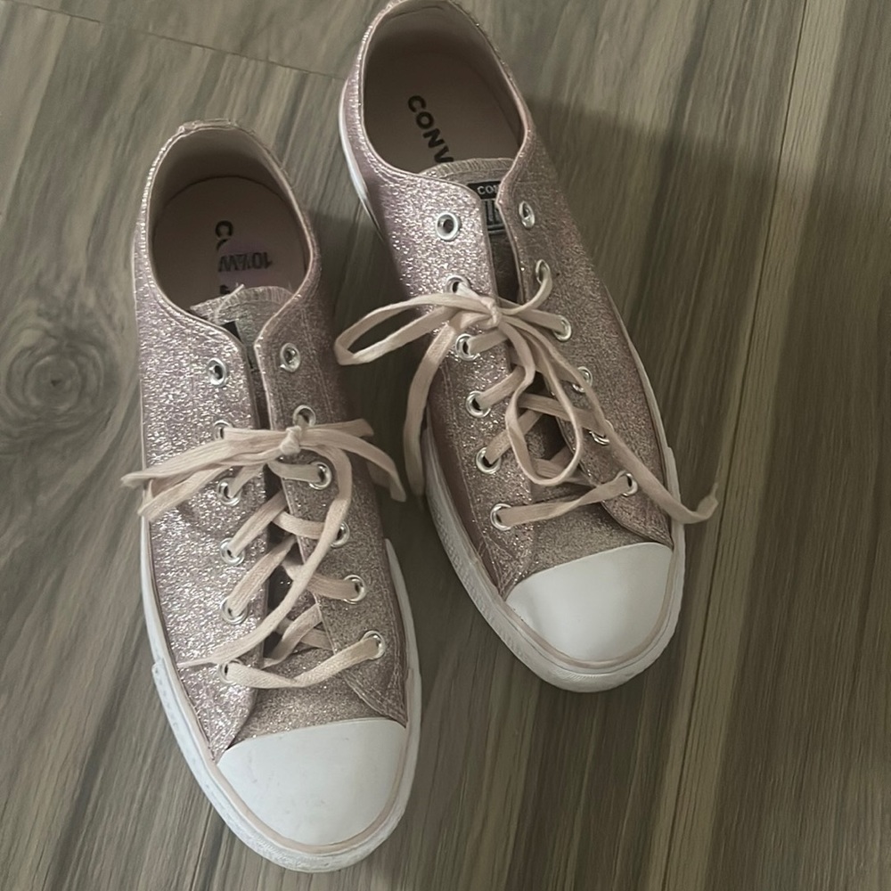 Women’s Converse